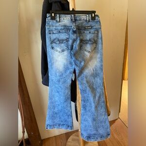 Cowgirl tuff rip tide flare